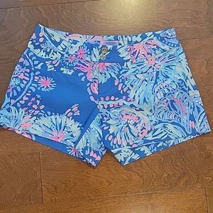 NWOT - LILLY PULITZER shorts Size 4